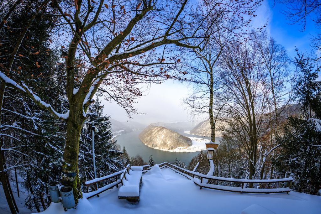 Blick auf die Donauschlinge im Winter (Riverresort Donauschlinge)