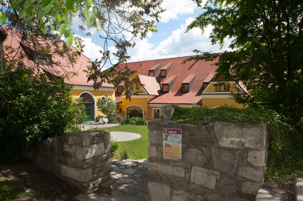 Burghof im Althof Retz