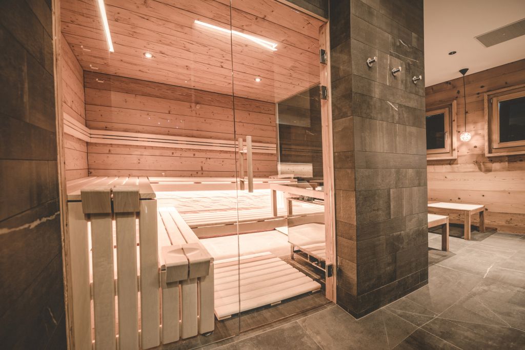 Kleine Oase mit finnischer Sauna und Dampfbad (Gorfion Familotel Liechtenstein)