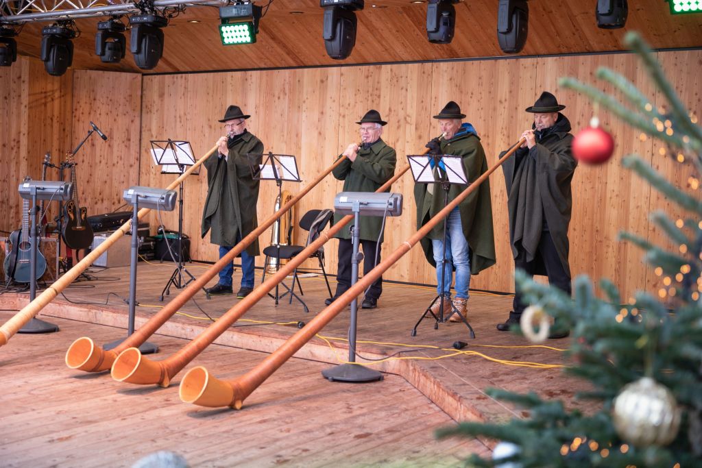 Musikalische Begleitung am Adventmarkt © Daniel Breuer (Wildkogel-Arena)