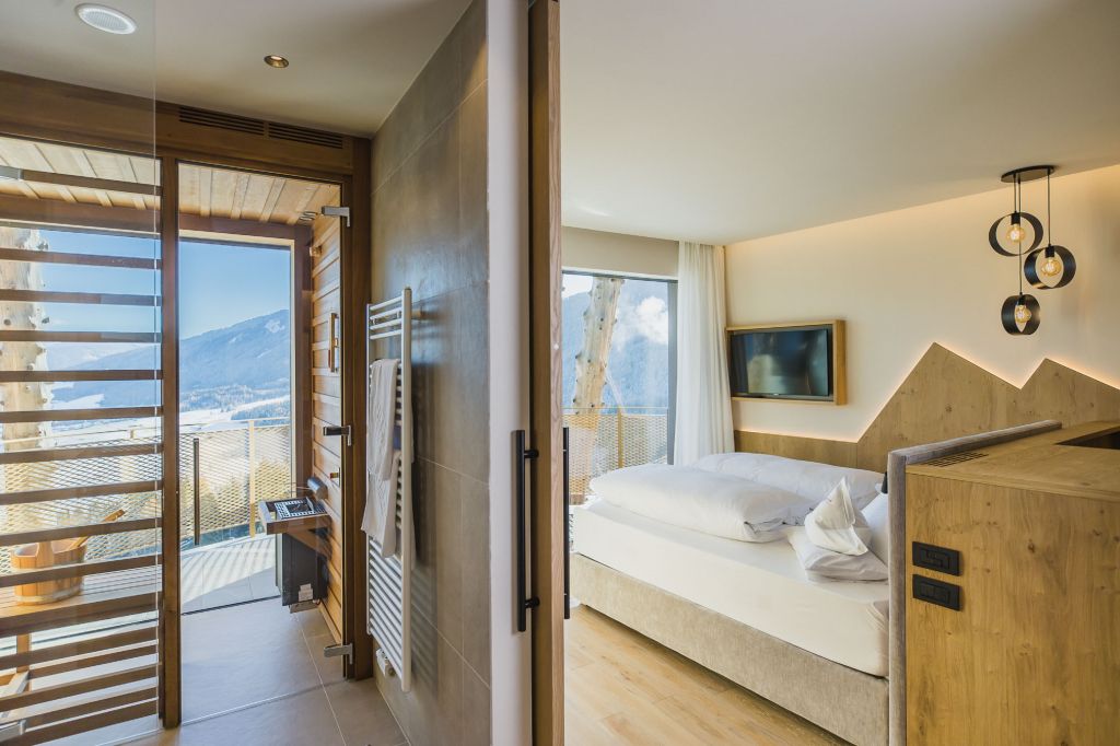 Romantische Momente in der Wellness Suite Lumes ©Manuel Kottersteger (Alpin Panorama Hotel Hubertus)