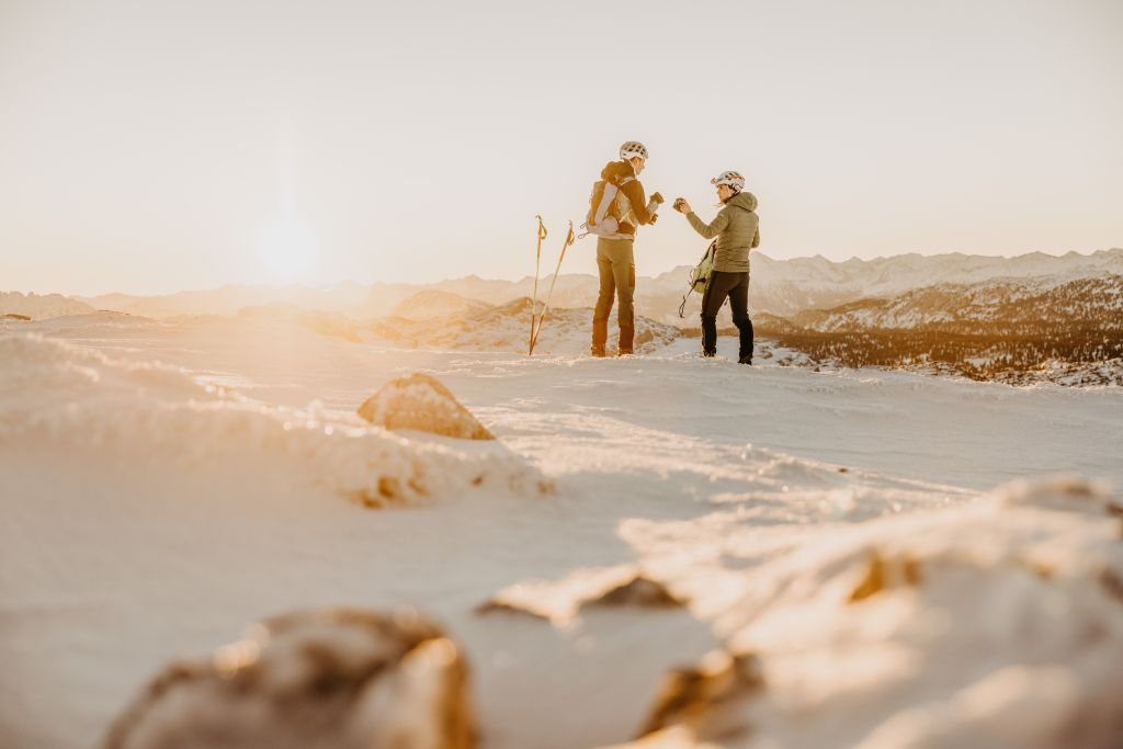 Skitour bei Sonnenaufgang (Vitalhotel Gosau)