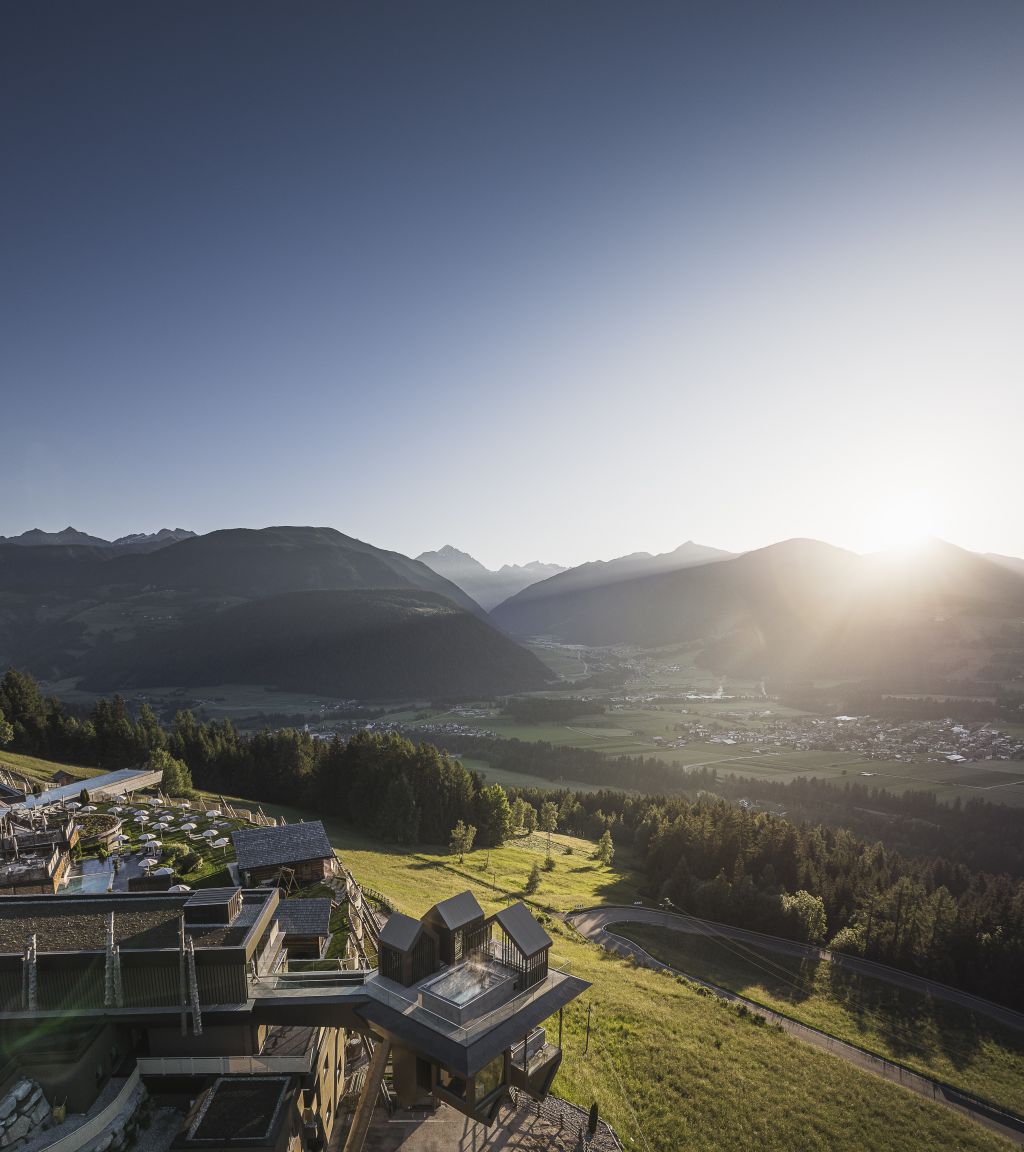 Wunderschöner Blick in die Ferne (Alpin Panorama Hotel Hubertus)