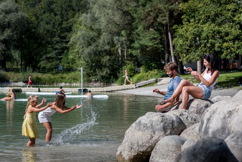 Badespaß am See Weißlahn © ichmachefotos.com (TVB Silberregion Karwendel)