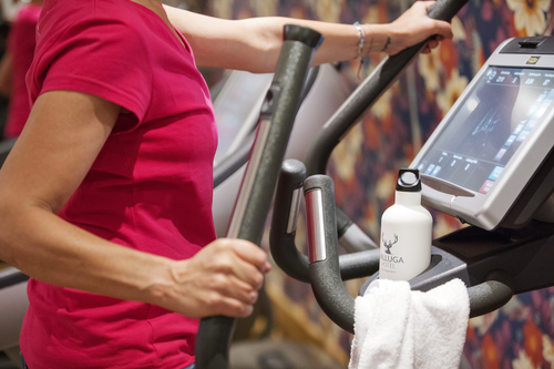 Cardiotraining mit modernsten Fitnessgeräten (c) Johanna Gunnberg (VALLUGA Hotel)