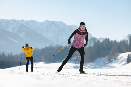 Langlaufen bei Sonnenschein (c) Mathäus Gartner (Das Walchsee Aktivresort)