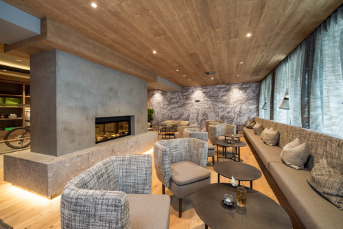 Lobby (c) EAfoto (Das Walchsee Aktivresort)