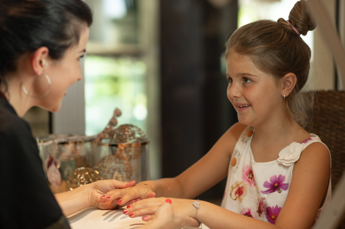 Maniküre für Kinder © Quellenhof Luxury Resort Passeier