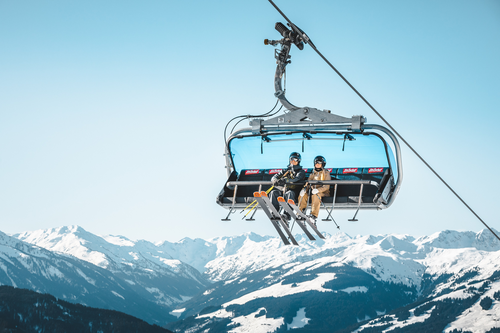 Mit dem Sessellift auf den Gipfel (c) Mathäus Gartner (Das Hohe Salve Sportresort)