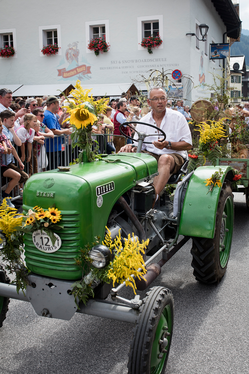 Oldtimer Traktoren beim Bauernherbst (c) Florian Bachmeier (Tourismusverband Rauris)