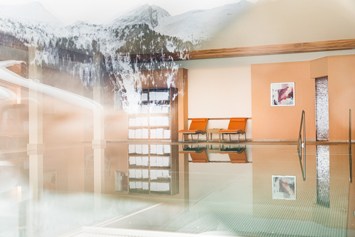 Panorama-Spa mit einmaligem Blick auf den Gletscher (c) West Werbeagentur (Hotel Klausnerhof)