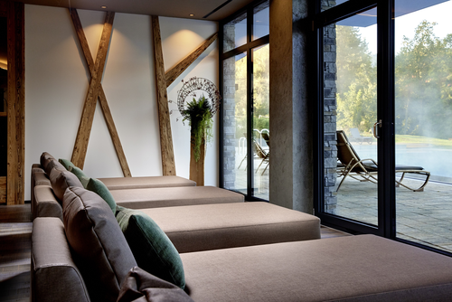 Ruhebereich mit Aussicht (Hotel Panorama Royal)