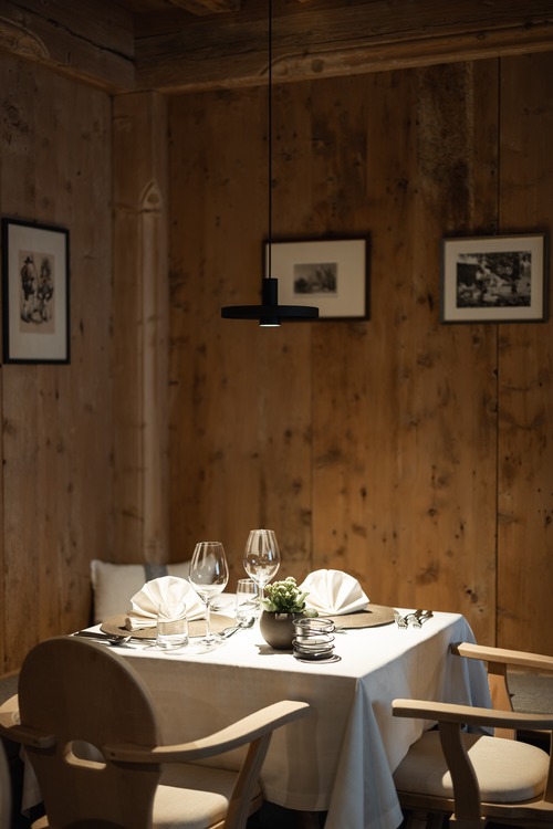 Stilvoll gedeckter Tisch (c) Florian ANDERGASSEN