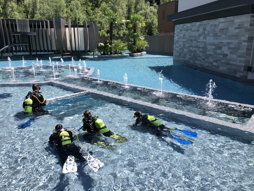 Tauchen (Quellenhof Luxury Resorts, Südtirol)