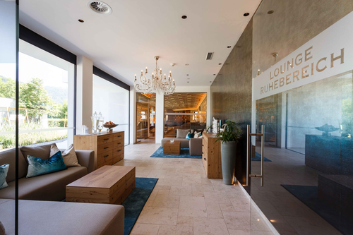 Tee-&amp; Saftbar im Eventsaunabereich (c) Lukas Rubisoier (Peternhof)