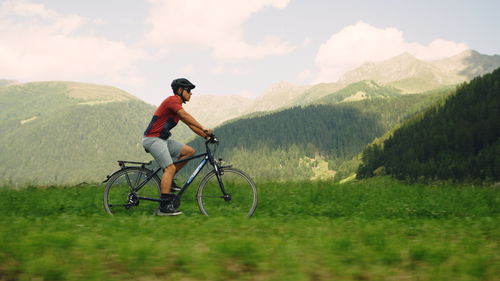 Unterwegs mit dem Bike (c) Raw Media (Kronplatz Brand)