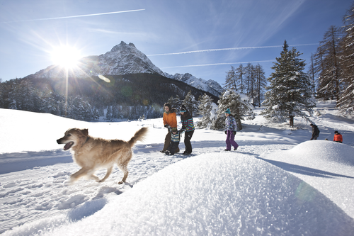 Winterwandern mit der Familie (c) Andrea Badrutt Chur (Hotel Belvedere)