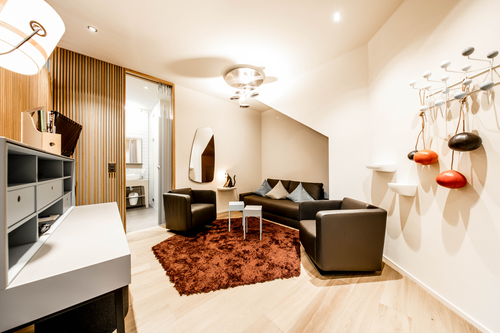 Wohnbereich der Panoramasuite (c) Andrea Badrutt Chur (Hotel Belvedere)