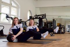 Anna und Lisa Fuhrmann im top-modernen Fitnesscenter (Vila Vita Pannonia)