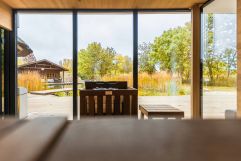 Ausblick von der Sauna in die Natur (VILA VITA Pannonia Pamhagen)