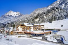 Aussenansicht Winter (Hotel Bergblick)