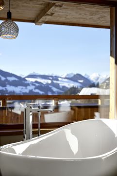 Badezimmer mit toller Aussicht (Der Böglerhof)