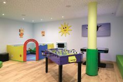 Bunter Happy Kids Raum (Das SeeMOUNT Superior Active Nature Resort)