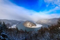 Blick auf die Donauschlinge im Winter (Riverresort Donauschlinge)