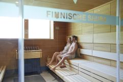 Entspannen in der finnischen Sauna (c) Simon Hausberger (Familotel Bayrischzell)