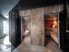 Entspannung in der finnischen Sauna  (Belmonte Tirol – Boutiquehotel)