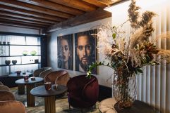 Gemütliche Sitzbereich der neuen Z Lounge (c) Dominik CINI (Hotel Zürserhof)