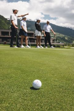 Golf mit Freunden (c) Jukka Pehkonen (Golfclub Zillertal-Uderns)