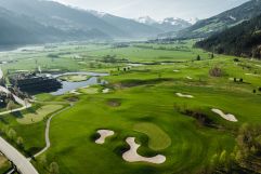 Golfplatz aus Drone-Sicht (c) Jukka Pehkonen (Golfclub Zillertal-Uderns)
