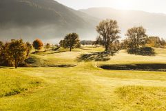 Golfplatz mit grandioser herbstlicher Ästhetik (c) Jukka Pehkonen (Golfclub Zillertal-Uderns)