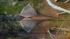 Große Holzskulptur im Wald (c) Arte Sella – G. Bianchi (TVB Valsugana Lagorai)