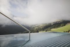 Himmlische Stunden im Heaven Pool (Alpin Panorama Hotel Hubertus)