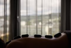 Hot-Stone-Massage (c) Alexander Kaiser (Hotel Freigold)