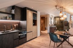 Küchenbereich in der Nature Suite (c) Daniel Demichiel (Fontis luxury spa lodge)