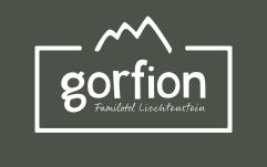 Logo Familotel Gorfion braun negativ (Gorfion Familotel Liechtenstein)