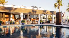 Loungebereich am Pool (Hotel Portixol)