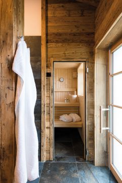 Privater Spa mit eigerner Sauna im Kuschel-Chalet „s´gmietlenè“ (c) www.studiowaelder.com (Alpzitt Chalets)