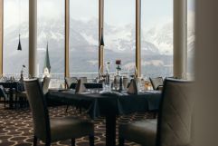 Restaurant mit Aussicht auf die wunderschöne Landschaft (c) Daniel Zangerl (Hotel Das Kaiserblick)