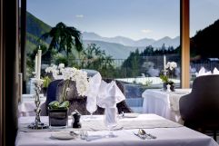 Restaurant mit Panoramablick (c) Michael Huber (Hotel Quelle Nature Spa Resort)