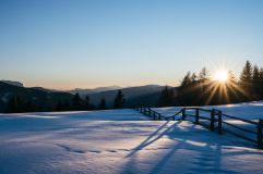Schneebedeckte Rodeneckeralm © MarikaUnterladstaetter@MountainHideaways (Tratterhof)