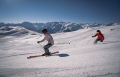 Ski fahren bei herrlichem Wetter (Wildkogel Arena Neukirchen &amp; Bramberg)