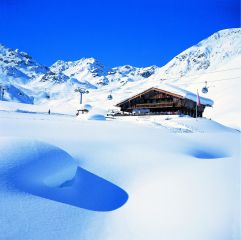 Verschneite Schalber Alm (Wellnessresidenz Schalber)