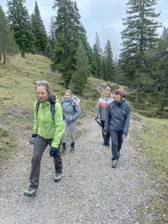 Wanderausflug für Abenteuerlustige (Gorfion Familotel Liechtenstein)