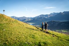 Wandern im wunderschönen Kaiserwinkl (c) Tourismusverband Kaiserwinkl (Das Walchsee Aktivresort)