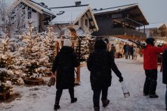 Weihnachtlich beleuchteter Adventmarkt © Maria Harms Photography (Wildkogel-Arena)