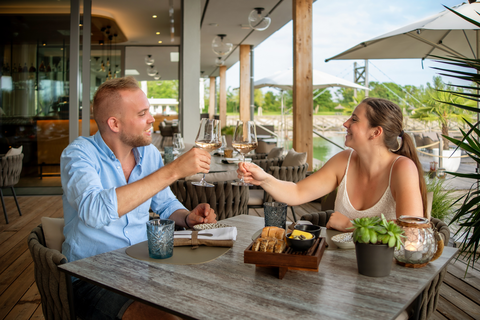 Drinks zu zweit genießen (c) Danijel Jovanovic (VILA VITA Pannonia)